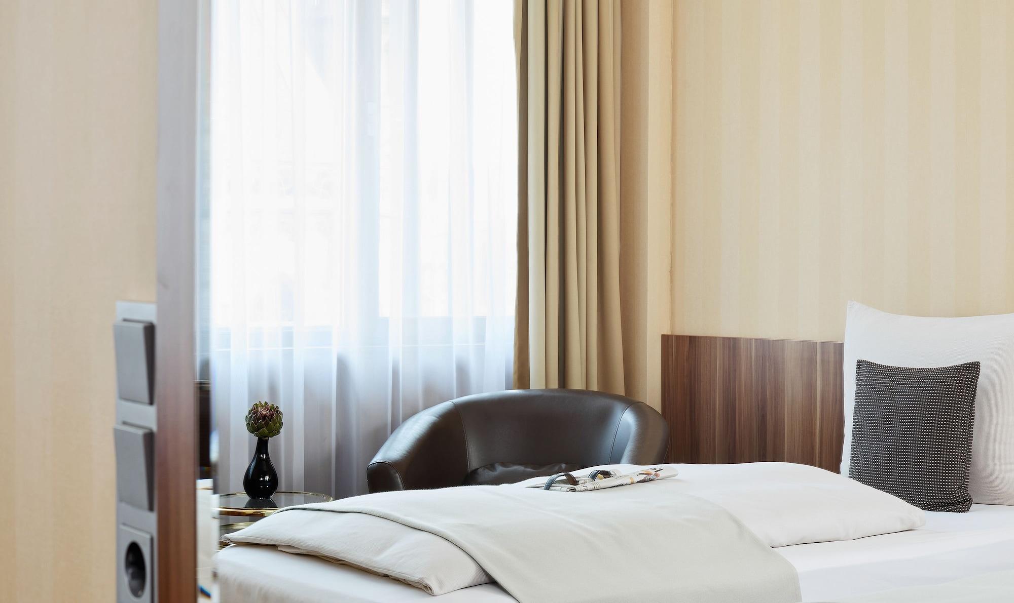 Living Hotel Duesseldorf Bagian luar foto