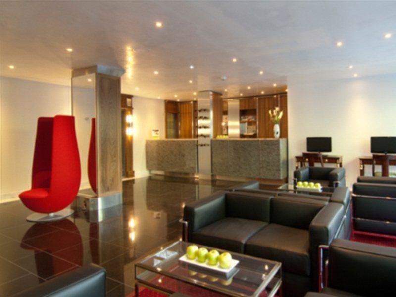 Living Hotel Duesseldorf Bagian luar foto