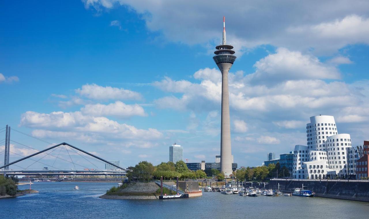 Living Hotel Duesseldorf Bagian luar foto